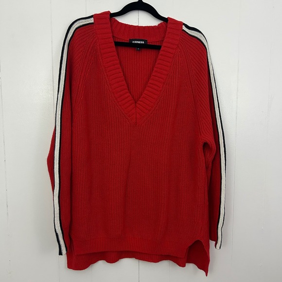 Express Sweaters - Express Red V-Neck Shaker Knit Sweater Black White‎ Sleeve Stripe Womens Small